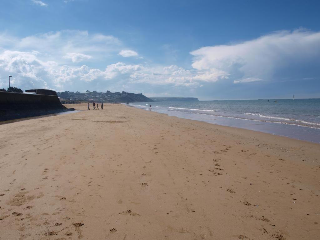 Appartement F1 Mansarde A 100M De La Plage, Proche De Arromanches Et Des Plages Du Debarquement Saint-Côme-de-Fresné Εξωτερικό φωτογραφία